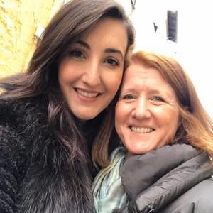 Meet your Posher, Caroline